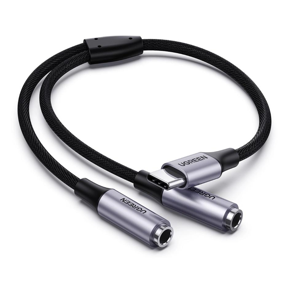 UGREEN USB-C to Dual 3.5mm Female Audio Adapter Cable 25cm - Space Gray
