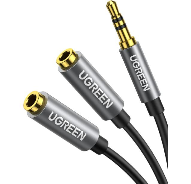 UGREEN 3.5mm Male to 2 Female Audio Cable 20cm (Black)